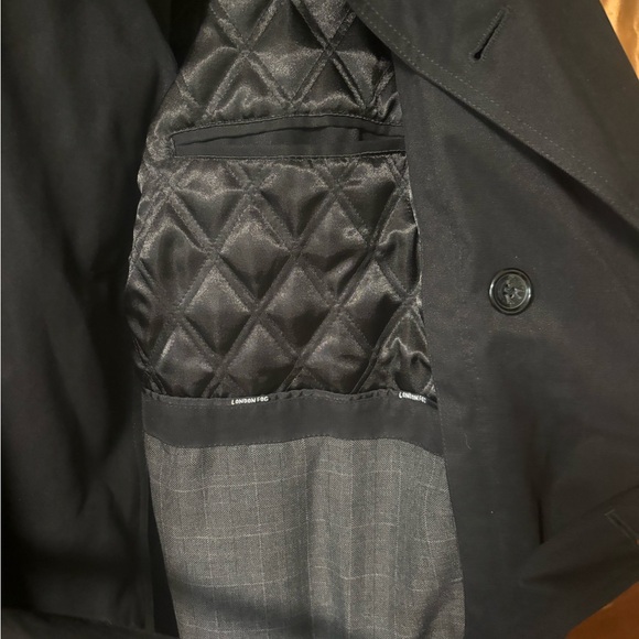 Men’s London Fog lined trench coat - Picture 2 of 4